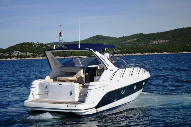 Book yachts online - motorboat - Sessa C35 - 1116 VD - rent