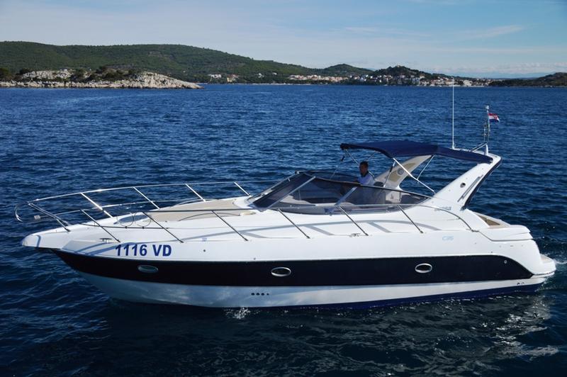 Book yachts online - motorboat - Sessa C35 - 1116 VD - rent
