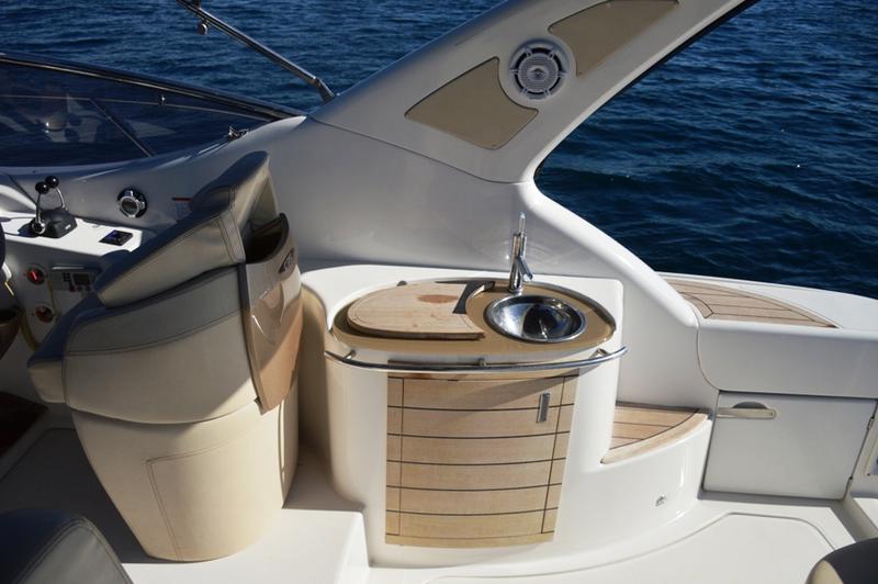 Book yachts online - motorboat - Sessa C35 - 1116 VD - rent