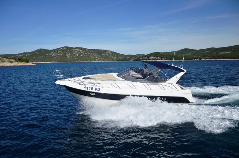 Book yachts online - motorboat - Sessa C35 - 1116 VD - rent