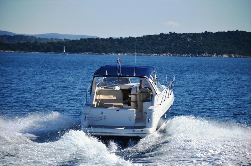 Book yachts online - motorboat - Sessa C35 - 1116 VD - rent