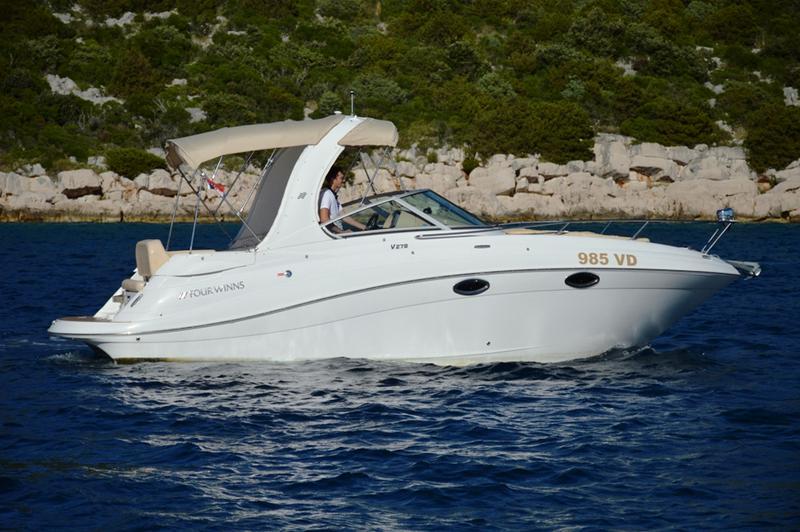 Book yachts online - motorboat - Four Winns 278 Vista White - 985 VD - WHITE - rent