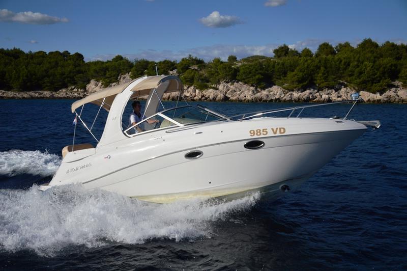 Book yachts online - motorboat - Four Winns 278 Vista White - 985 VD - WHITE - rent