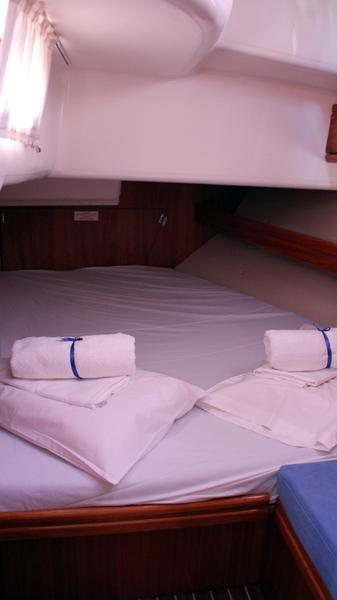 Book yachts online - sailboat - Bavaria 46 Cruiser - SEA PERK - rent