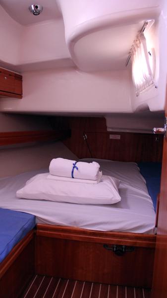 Book yachts online - sailboat - Bavaria 46 Cruiser - SEA PERK - rent