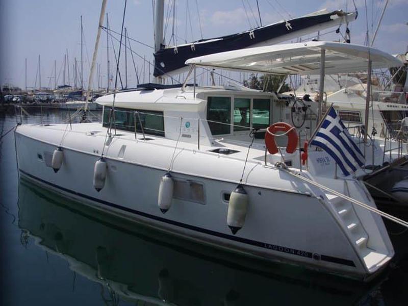 Book yachts online - catamaran - Lagoon 420 - Sofia VI - rent