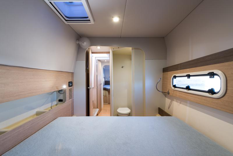 Book yachts online - catamaran - Bali 4.0 - Vallejo  - A/C &amp; Generator - rent