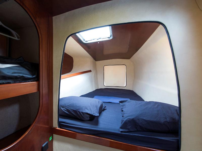 Book yachts online - catamaran - Athena 38 - Piedra Del Sol - rent