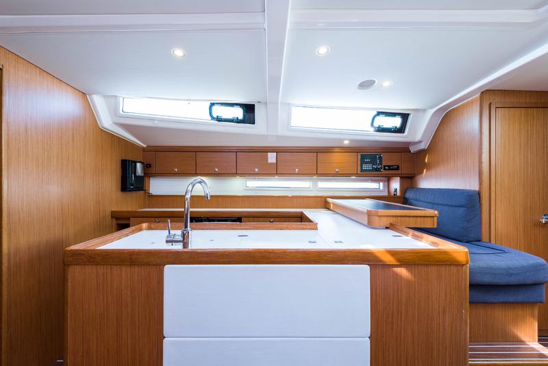 Book yachts online - sailboat - Bavaria Cruiser 56 - Breathless - A/C &amp; Generator - rent