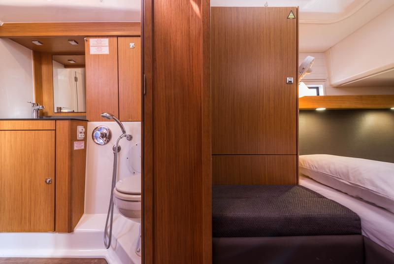 Book yachts online - sailboat - Bavaria Cruiser 56 - Breathless - A/C &amp; Generator - rent