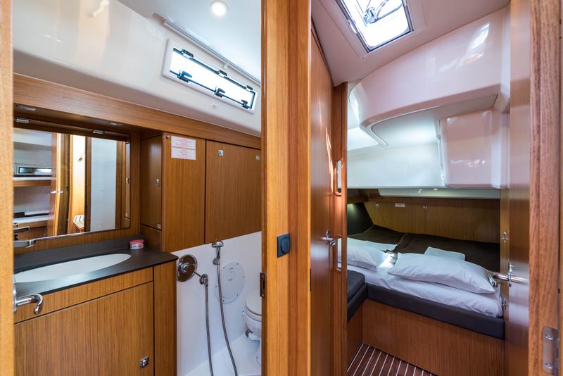 Book yachts online - sailboat - Bavaria Cruiser 56 - Breathless - A/C &amp; Generator - rent