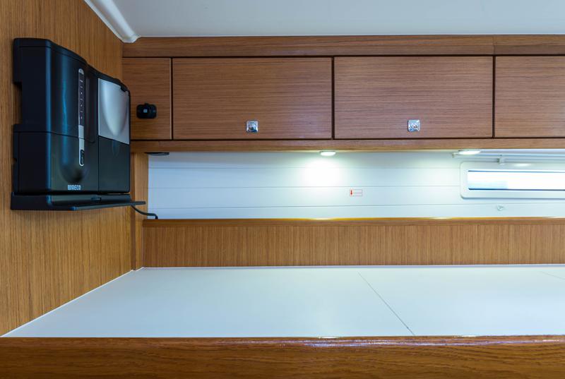 Book yachts online - sailboat - Bavaria Cruiser 56 - Breathless - A/C &amp; Generator - rent