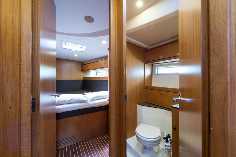 Book yachts online - sailboat - Bavaria Cruiser 56 - Breathless - A/C &amp; Generator - rent
