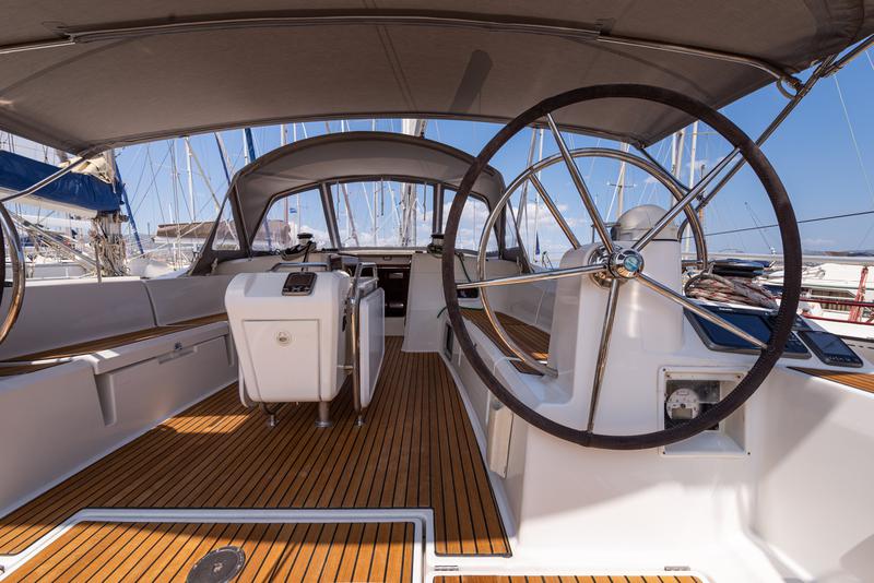 Book yachts online - sailboat - Sun Odyssey 509 - Aposperitis - A/C &amp; Generator - rent