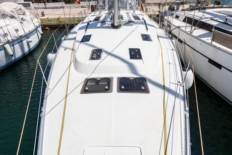 Book yachts online - sailboat - Bavaria Cruiser 50 - Altair - Bow &amp; Solar - rent