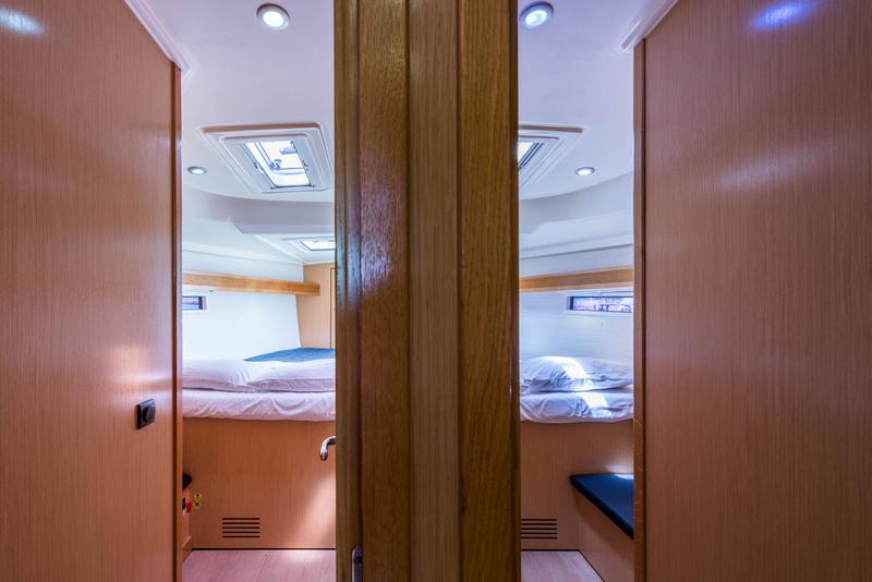 Book yachts online - sailboat - Bavaria Cruiser 50 - Altair - Bow &amp; Solar - rent