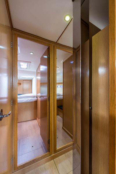 Book yachts online - sailboat - Bavaria Cruiser 50 - Altair - Bow &amp; Solar - rent