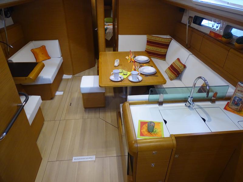 Book yachts online - sailboat - Sun Odyssey 449 - 10in2 (CV) - rent