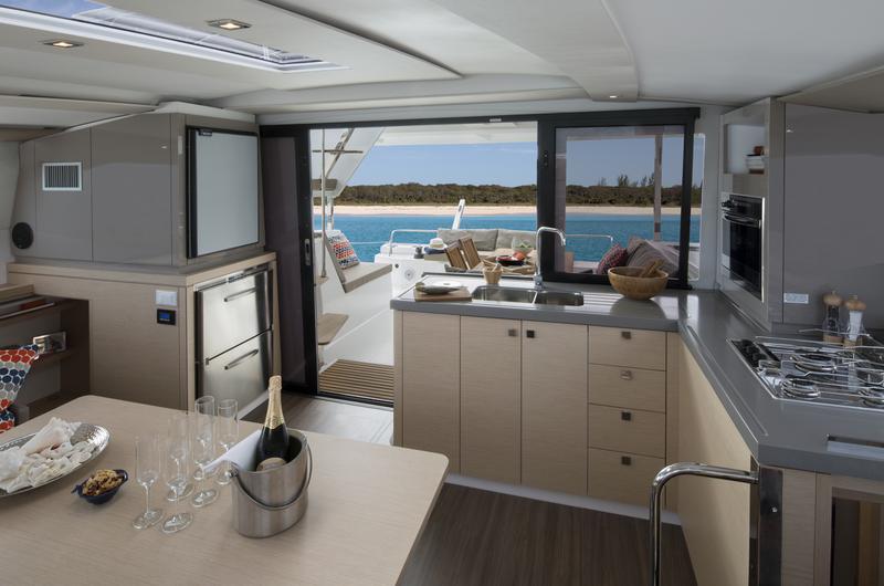 Book yachts online - catamaran - Lucia 40 owner version - Princess Lea - rent