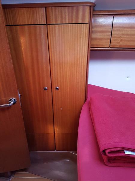 Book yachts online - sailboat - Bavaria 44 - Antares - rent