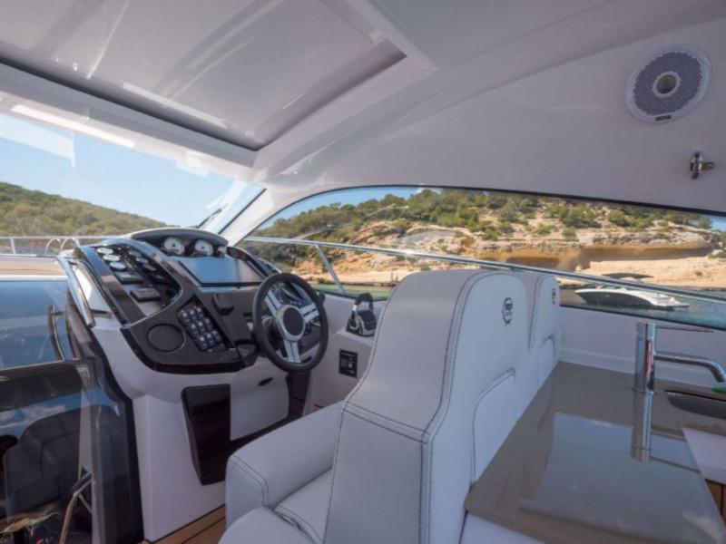 Book yachts online - motorboat - Sessa C38 - Wiki II - rent