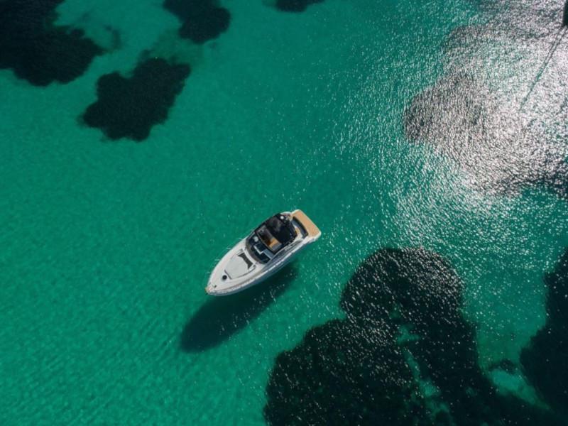 Book yachts online - motorboat - Sessa C38 - Wiki II - rent