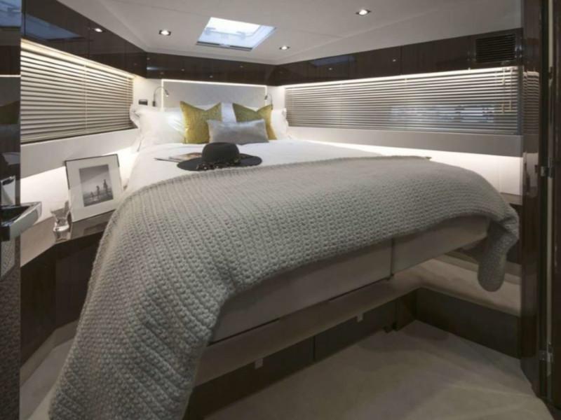 Book yachts online - motorboat - Targa 50 GT - Chill - rent