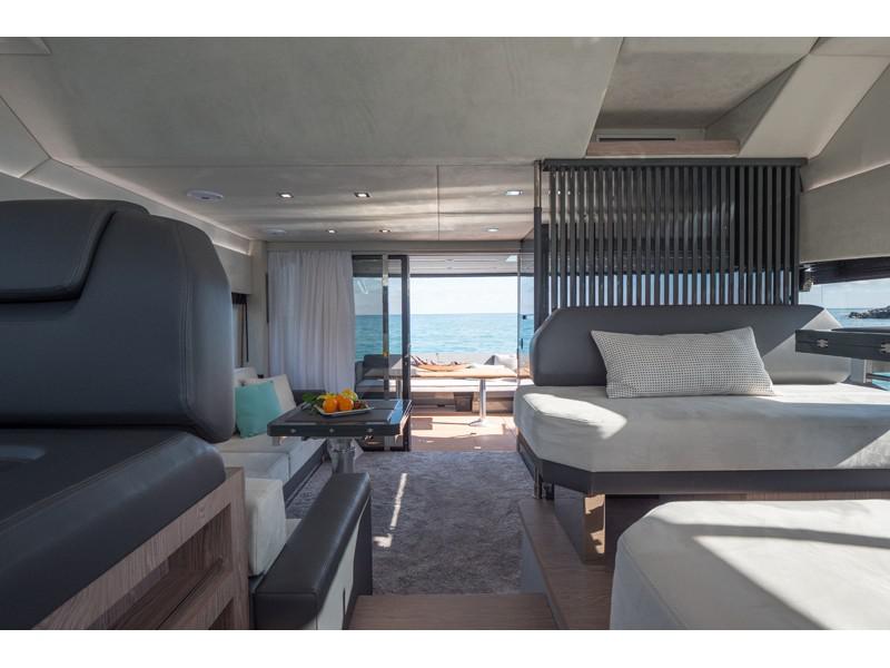 Book yachts online - motorboat - Sessa Fly 54 - Flying Dori - rent