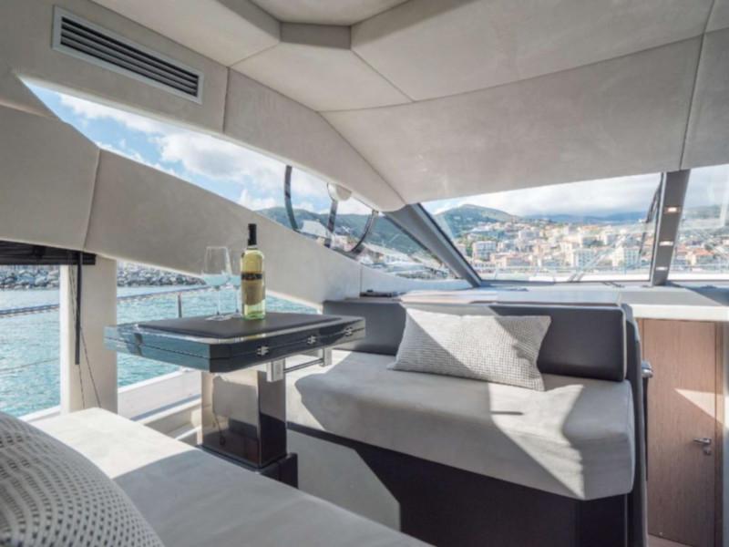 Book yachts online - motorboat - Sessa Fly 54 - Flying Dori - rent