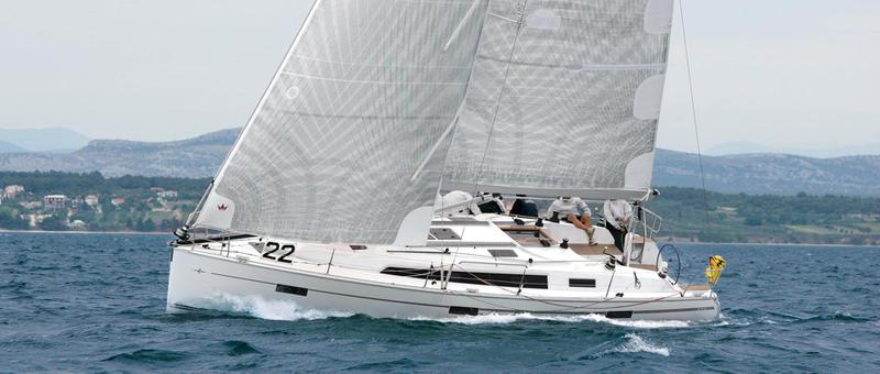 Book yachts online - sailboat - Bavaria 40 Cruiser S - CHASQUI - rent
