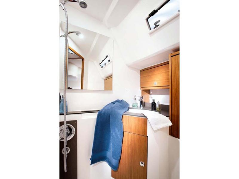 Book yachts online - sailboat - Bavaria Cruiser 46 - Okyalos - rent