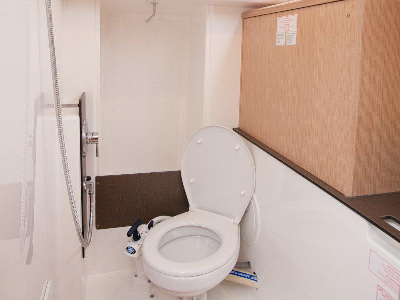 Book yachts online - sailboat - Bavaria Cruiser 34  Style - Aston - rent