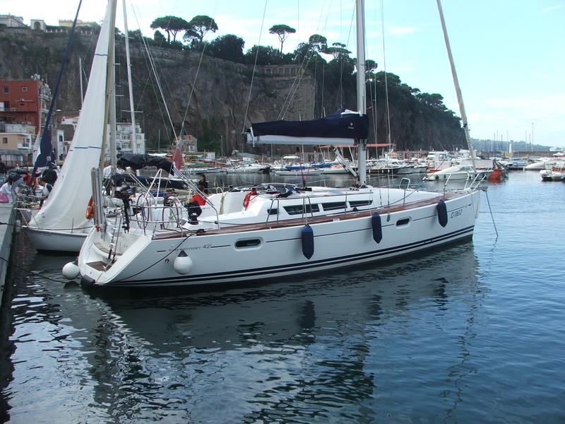 Book yachts online - sailboat - Sun Odyssey 42 i - M2 - rent