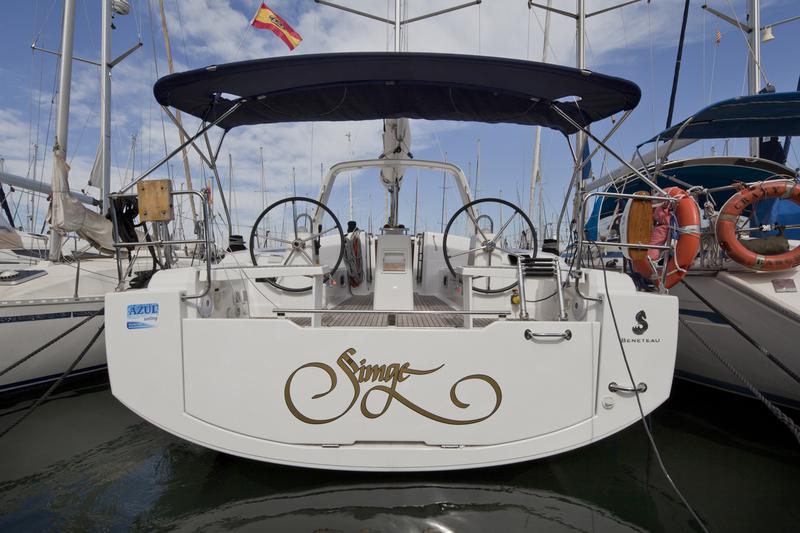 Book yachts online - sailboat - Beneteau Oceanis 38 - Simge - rent