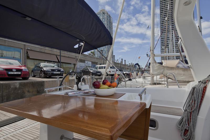 Book yachts online - sailboat - Oceanis 35.1 - Nemo Nefes - rent