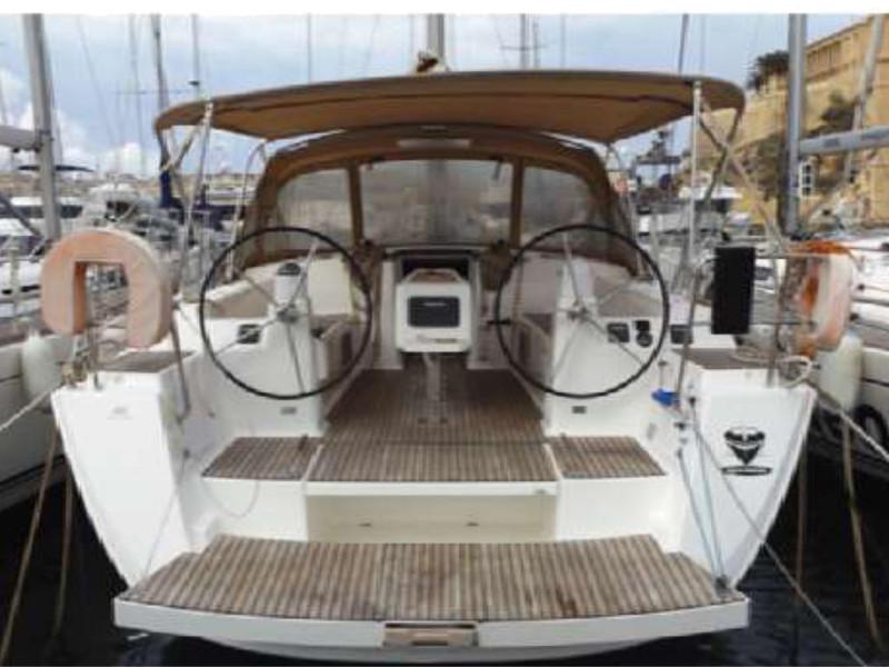 Book yachts online - sailboat - Dufour 450 GL - Oscar Time - rent