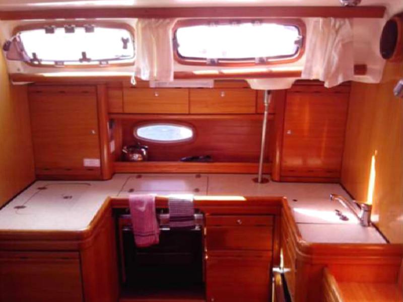 Book yachts online - sailboat - Bavaria 46 Cruiser - Chloe - rent