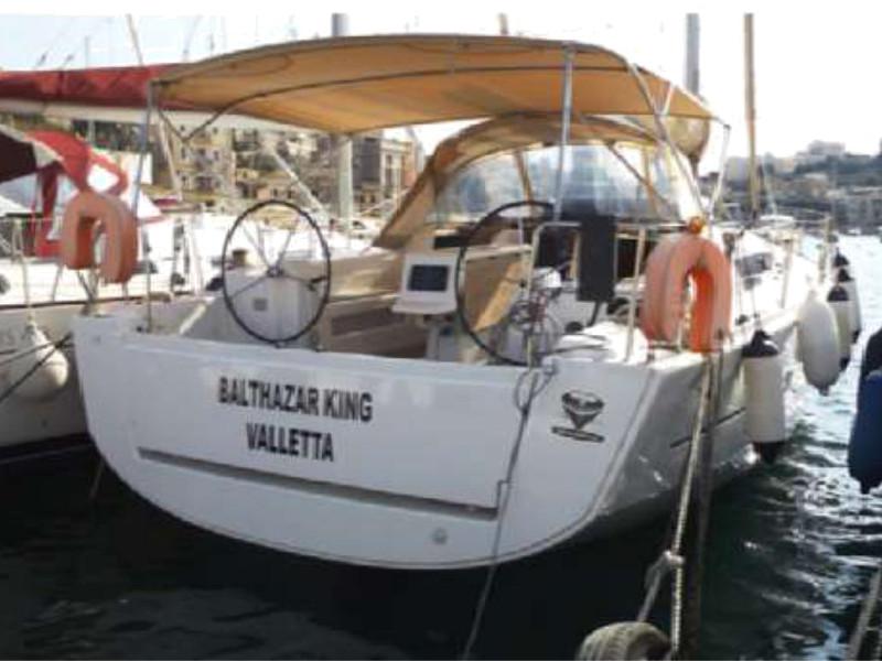 Book yachts online - sailboat - Dufour 410 Grand Large-1 - Balthazar King - rent