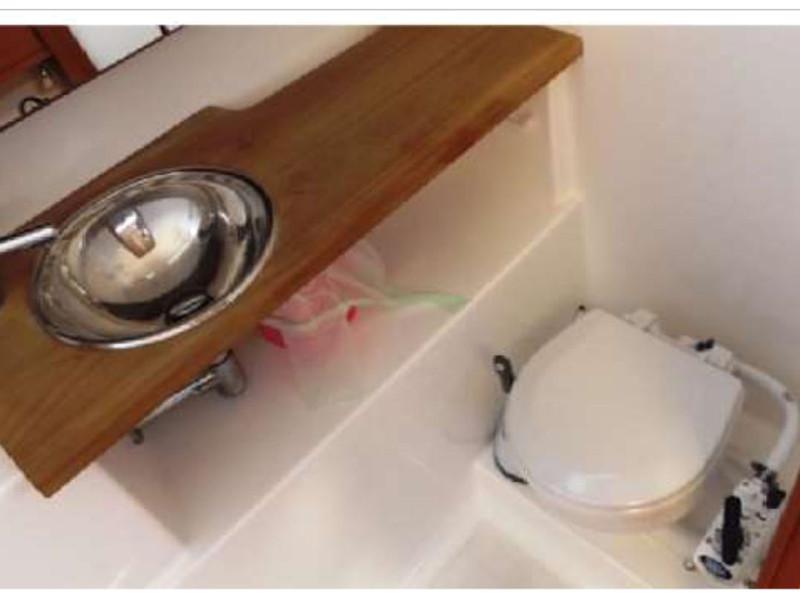 Book yachts online - sailboat - Dufour 410 Grand Large-1 - Balthazar King - rent