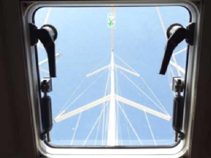 Book yachts online - sailboat - Dufour 410 Grand Large-1 - Balthazar King - rent