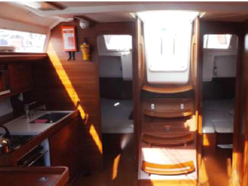 Book yachts online - sailboat - Dufour 410 Grand Large-1 - Balthazar King - rent