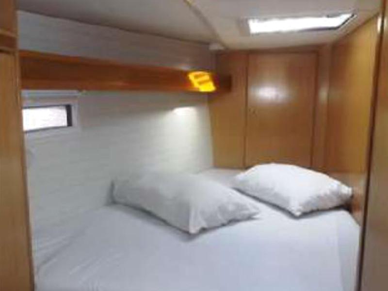 Book yachts online - sailboat - Bavaria Cruiser 45 - Moonmist - rent