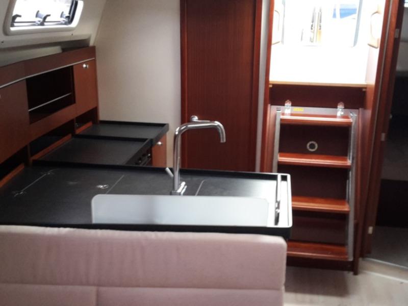Book yachts online - sailboat - Hanse 385 - Pagode - rent