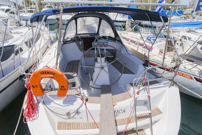 Book yachts online - sailboat - Sun Odyssey 36i - Formica, AIS, REFIT 2021 - rent