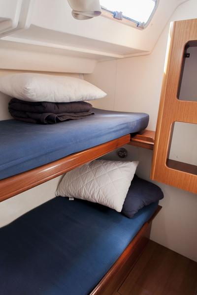 Book yachts online - sailboat - Cyclades 50.5 - Penny, Generator + A/C + Heating, REFIT 2021 - rent