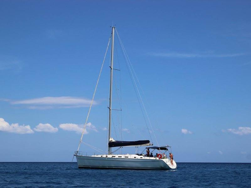 Book yachts online - sailboat - Cyclades 50.5 - Rinia, AIS, REFIT 2021 - rent