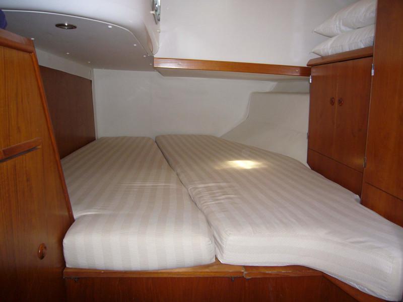 Book yachts online - sailboat - Sun Odyssey 45.2 - Saita (refit 2020) - rent
