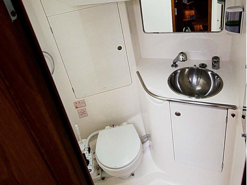 Book yachts online - sailboat - Sun Odyssey 45.2 - Saita (refit 2020) - rent