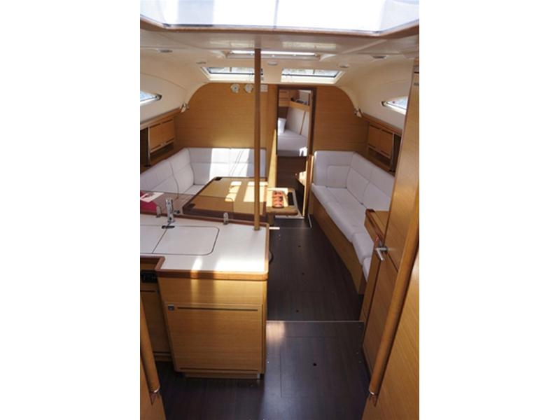 Book yachts online - sailboat - Elan 394 impression - Thalia - rent