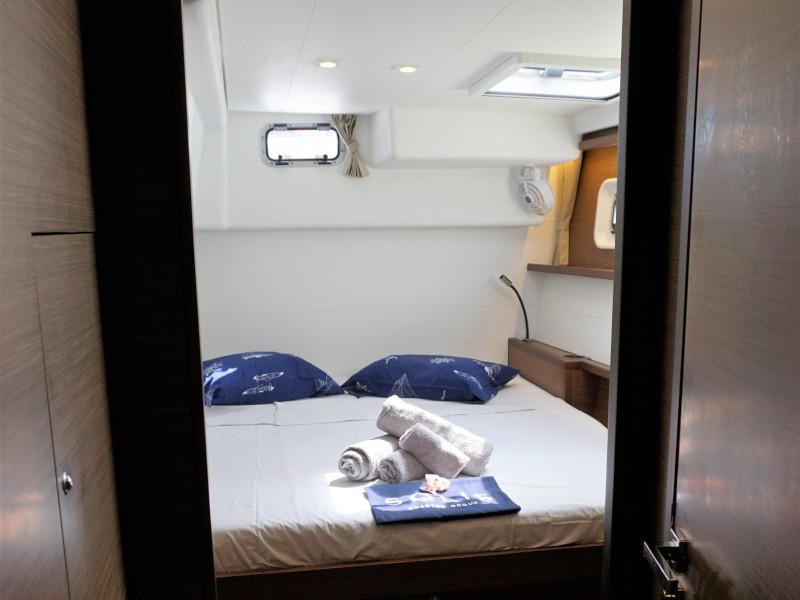 Book yachts online - catamaran - Lagoon 450 Sport - Saga - rent